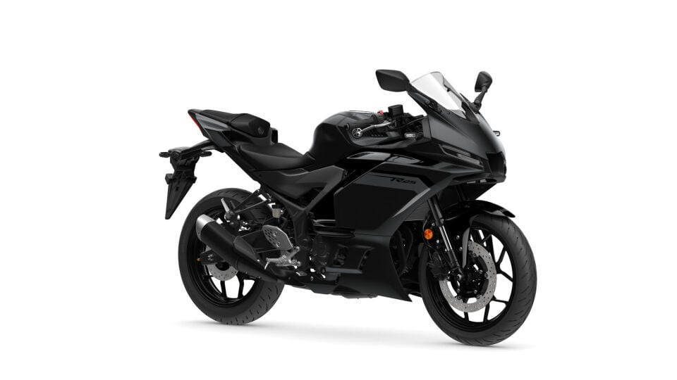 Yamaha R25 2025 2026 Mat Siyah Sağ Kuyruk Grenajı Orijinal Sele Yanı BRA-F1721-00-P1