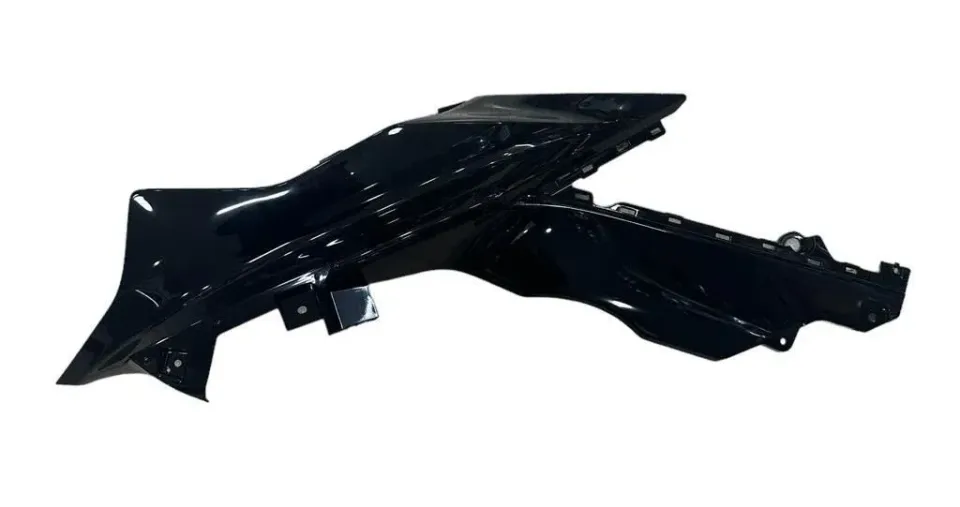 R25 Sağ İç Panel Parlak Siyah Orijinal Grenaj BS7-F172H-00-P1